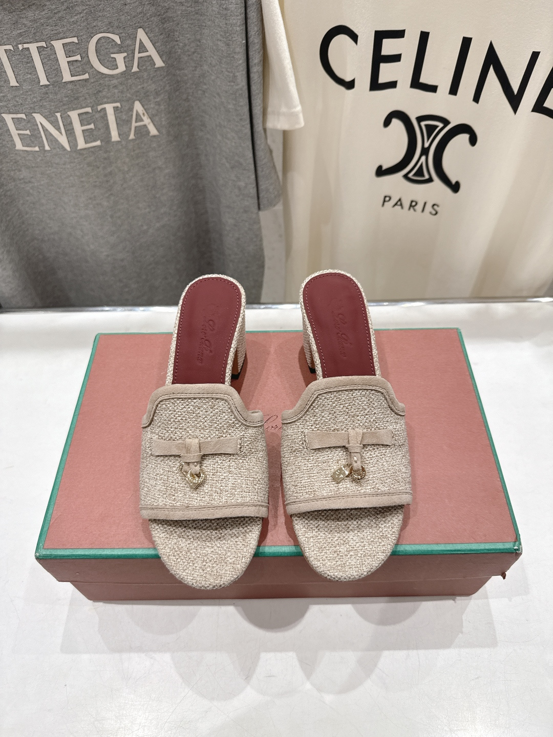 高版本出厂 高跟Loro Piana* LP ||诺悠翩雅2026ss夏季新款平底拖鞋‼️【市场顶级品质