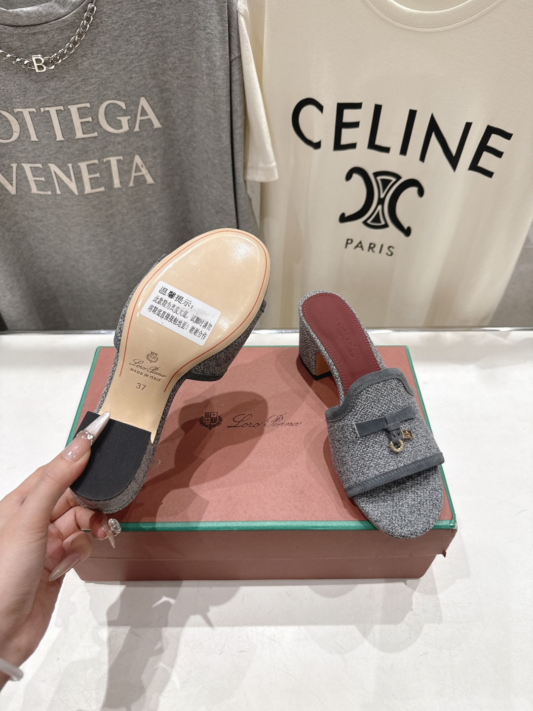 高版本出厂 高跟Loro Piana* LP ||诺悠翩雅2026ss夏季新款平底拖鞋‼️【市场顶级品质