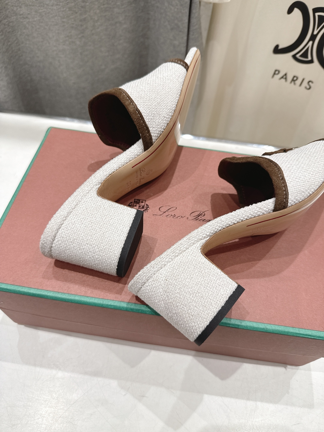 高版本出厂 高跟Loro Piana* LP ||诺悠翩雅2026ss夏季新款平底拖鞋‼️【市场顶级品质