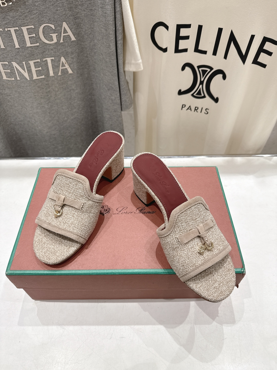 高版本出厂 高跟Loro Piana* LP ||诺悠翩雅2026ss夏季新款平底拖鞋‼️【市场顶级品质