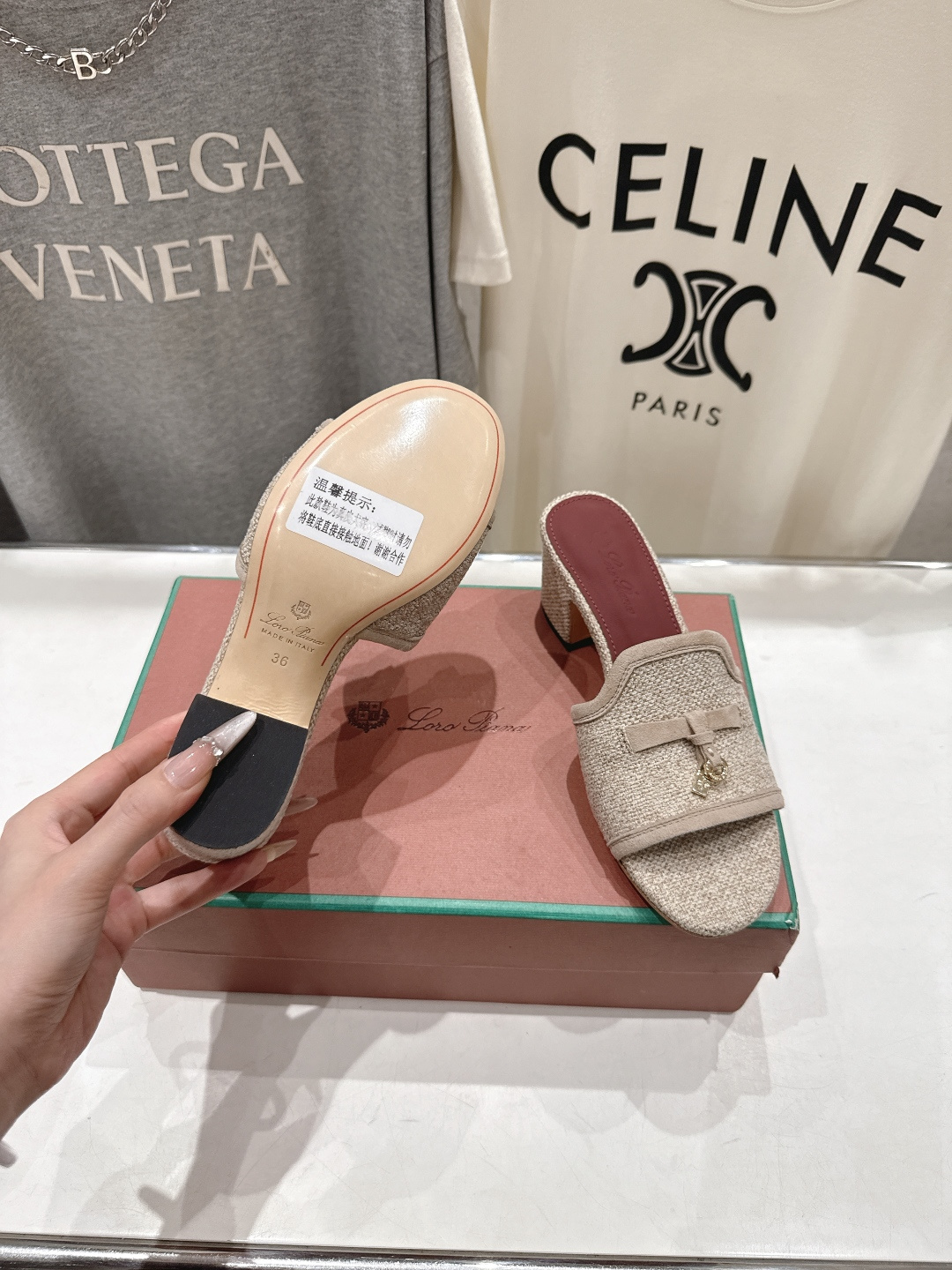 高版本出厂 高跟Loro Piana* LP ||诺悠翩雅2026ss夏季新款平底拖鞋‼️【市场顶级品质