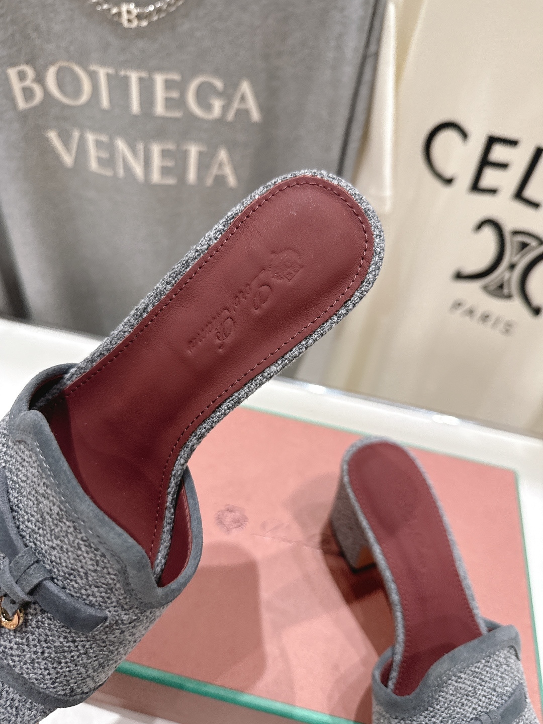 高版本出厂 高跟Loro Piana* LP ||诺悠翩雅2026ss夏季新款平底拖鞋‼️【市场顶级品质