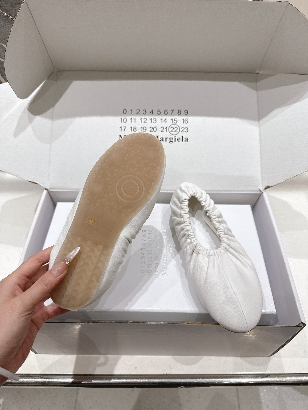 高版本出厂 皮面 MM6【Maison Martin Margiela】马吉拉2026ss新品玛丽珍芭蕾