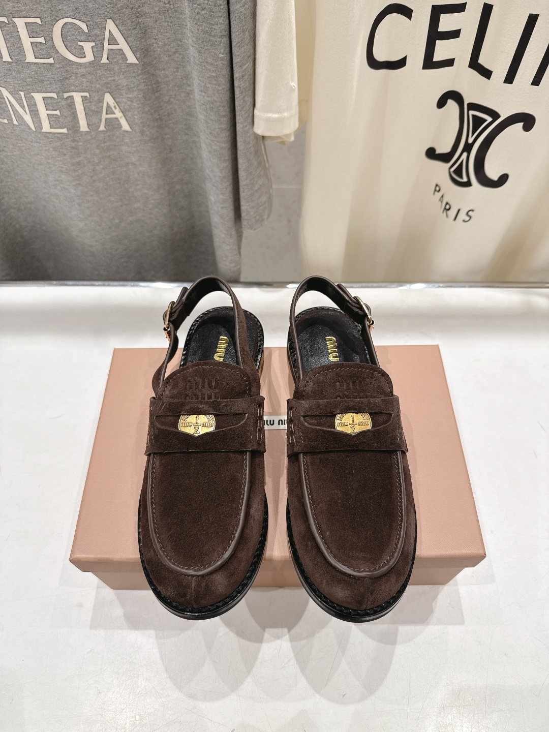 高版本出厂 MiuMiu/缪缪F049 2026ss春夏新款·幸运钱币系列后空半包乐福鞋凉鞋各路明星、小