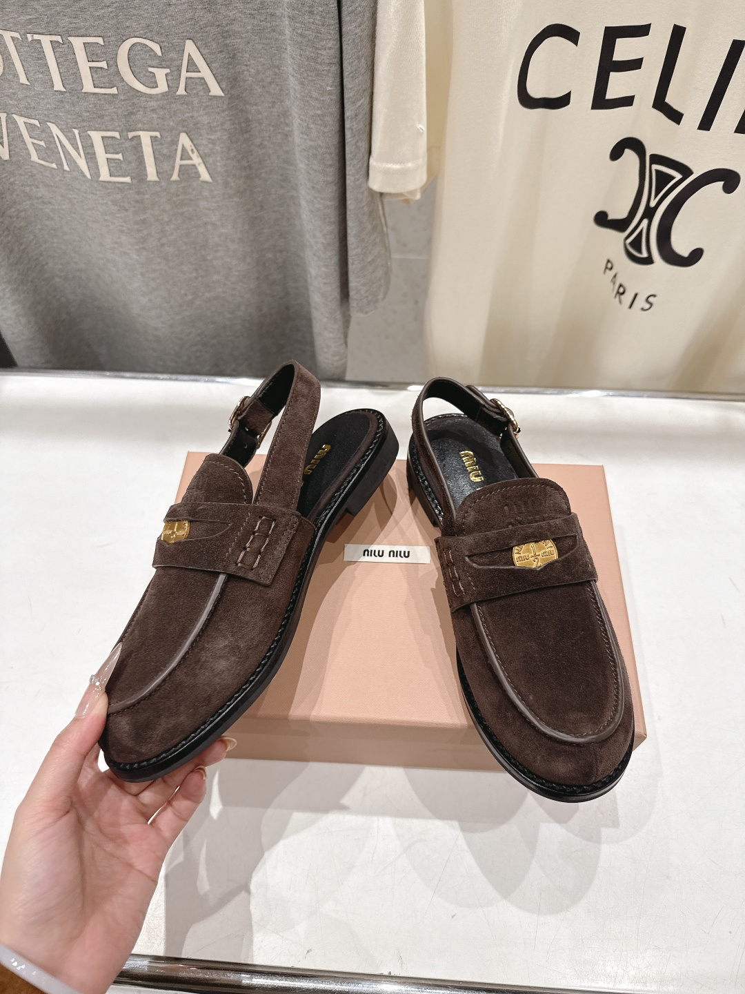 高版本出厂 MiuMiu/缪缪F049 2026ss春夏新款·幸运钱币系列后空半包乐福鞋凉鞋各路明星、小