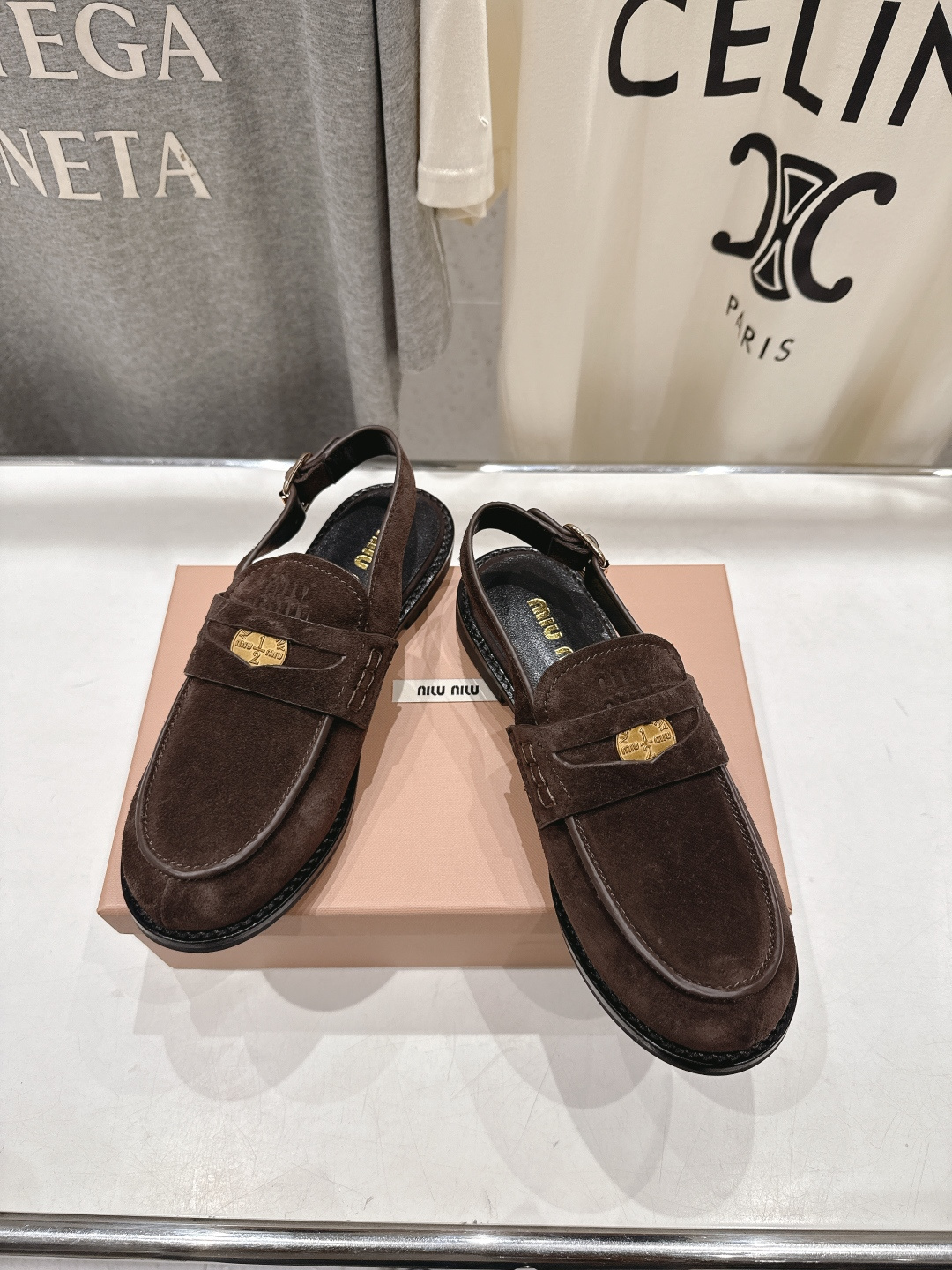 高版本出厂 MiuMiu/缪缪F049 2026ss春夏新款·幸运钱币系列后空半包乐福鞋凉鞋各路明星、小