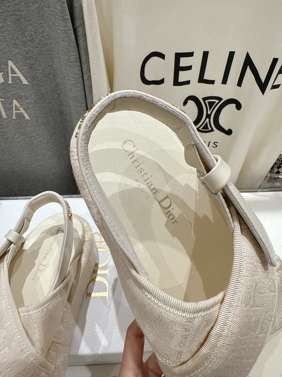 高版本出厂 【高品质】Dior*迪奥F019 D家2026ss春夏新款厚底防水台沙滩凉鞋～经典版型 搭配