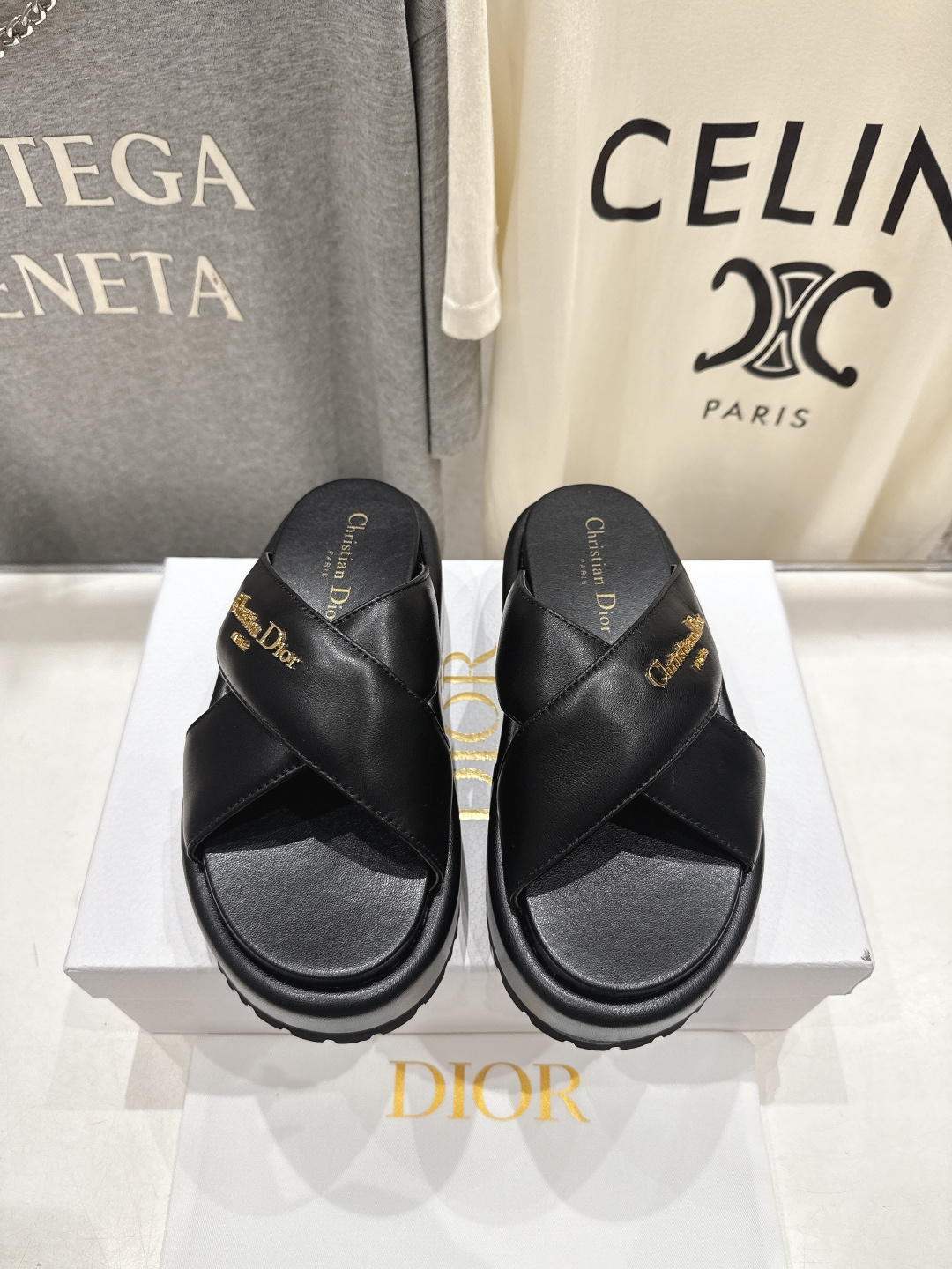 高版本出厂 【高品质】Dior*迪奥F019 D家2026ss春夏新款厚底防水台沙滩拖鞋～经典版型 搭配