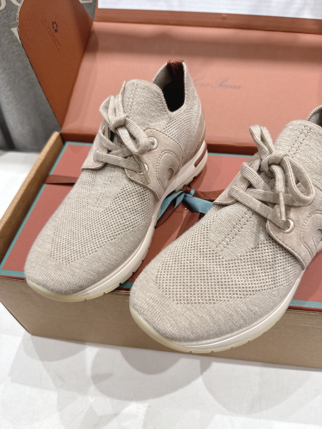 高版本出厂 Loro Piana* 诺悠翩雅LP F063 Walk Wish 新款飞织面休闲运动鞋 顶