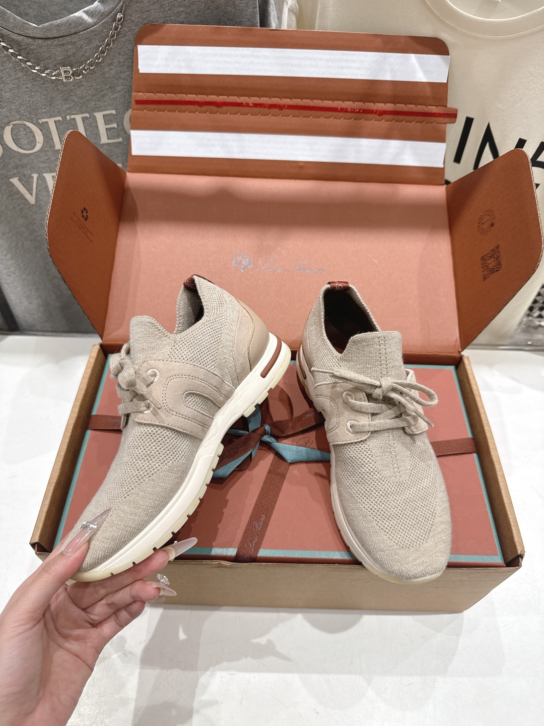 高版本出厂 Loro Piana* 诺悠翩雅LP F063 Walk Wish 新款飞织面休闲运动鞋 顶