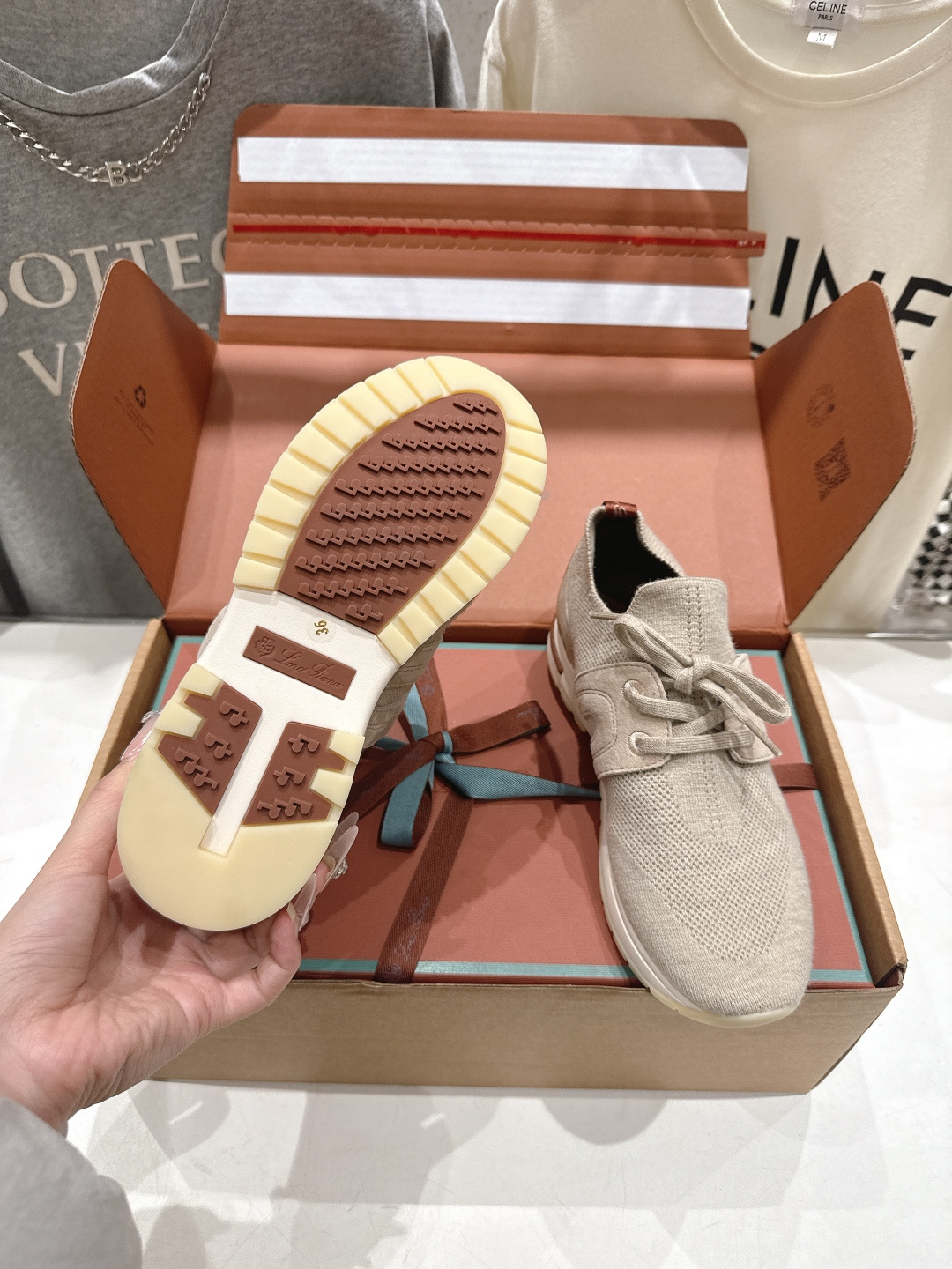 高版本出厂 Loro Piana* 诺悠翩雅LP F063 Walk Wish 新款飞织面休闲运动鞋 顶