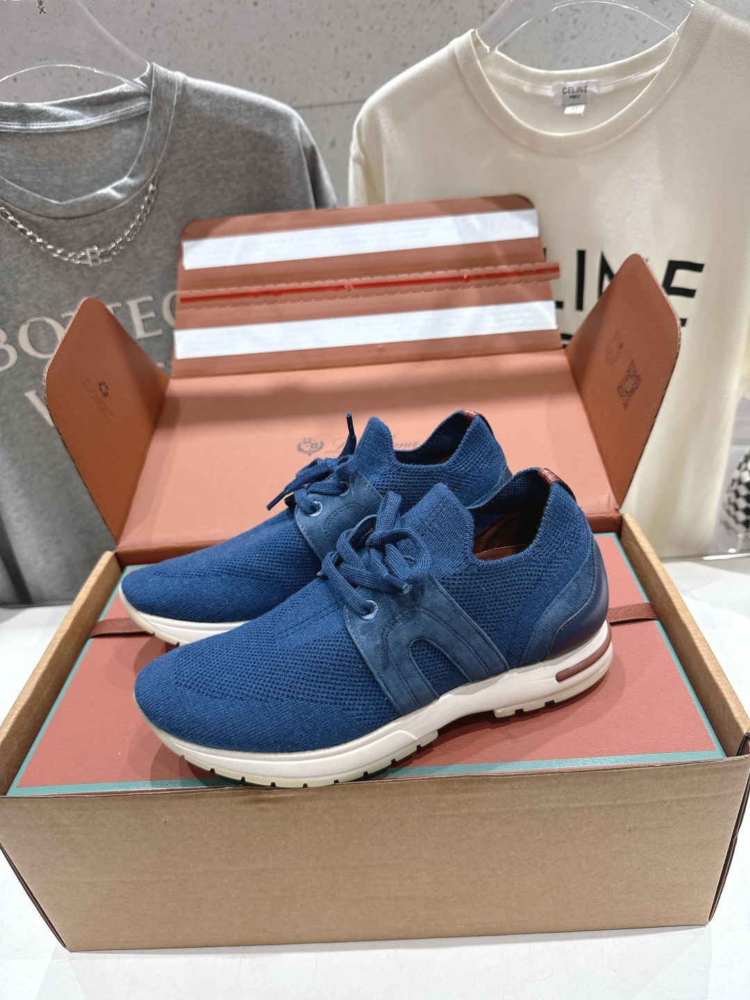 高版本出厂 Loro Piana* 诺悠翩雅LP F063 Walk Wish 新款飞织面休闲运动鞋 顶