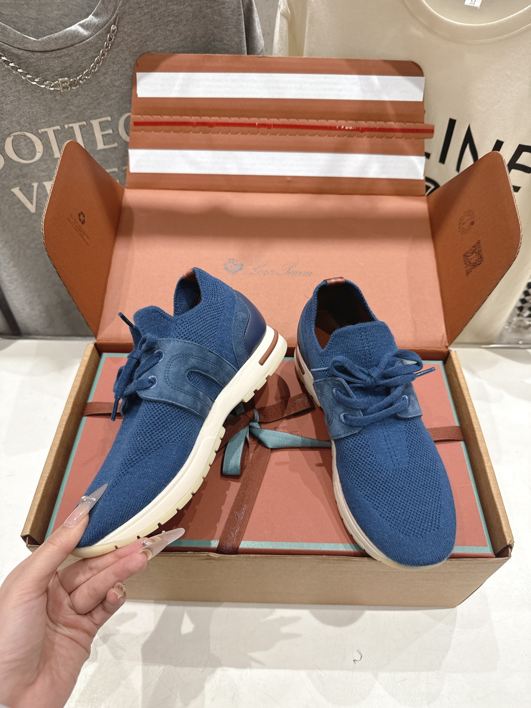 高版本出厂 Loro Piana* 诺悠翩雅LP F063 Walk Wish 新款飞织面休闲运动鞋 顶