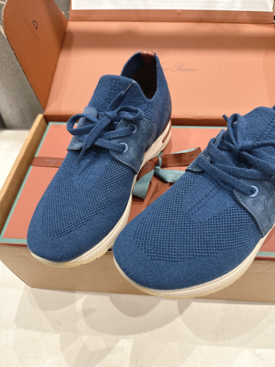 高版本出厂 Loro Piana* 诺悠翩雅LP F063 Walk Wish 新款飞织面休闲运动鞋 顶