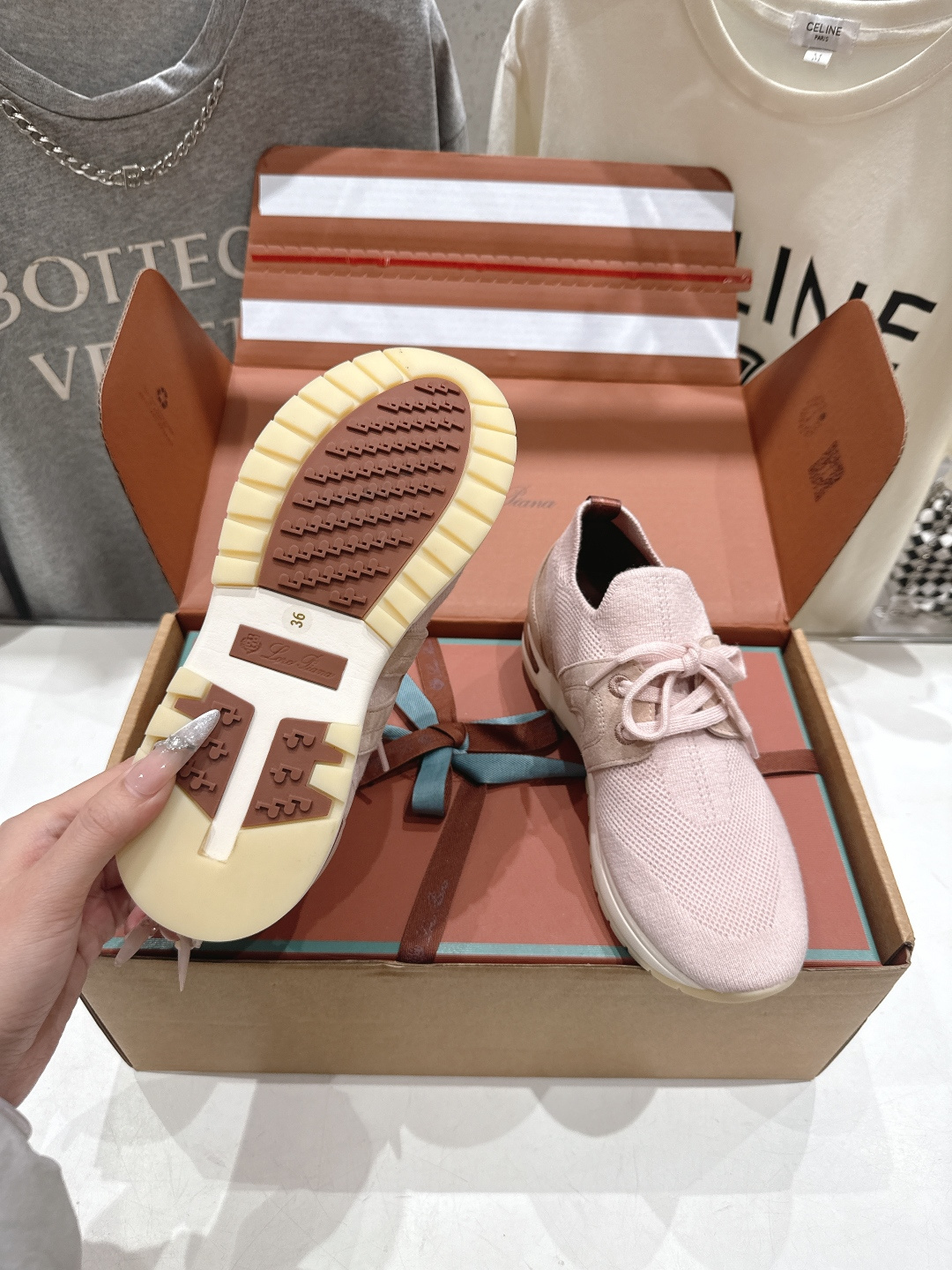 高版本出厂 Loro Piana* 诺悠翩雅LP F063 Walk Wish 新款飞织面休闲运动鞋 顶