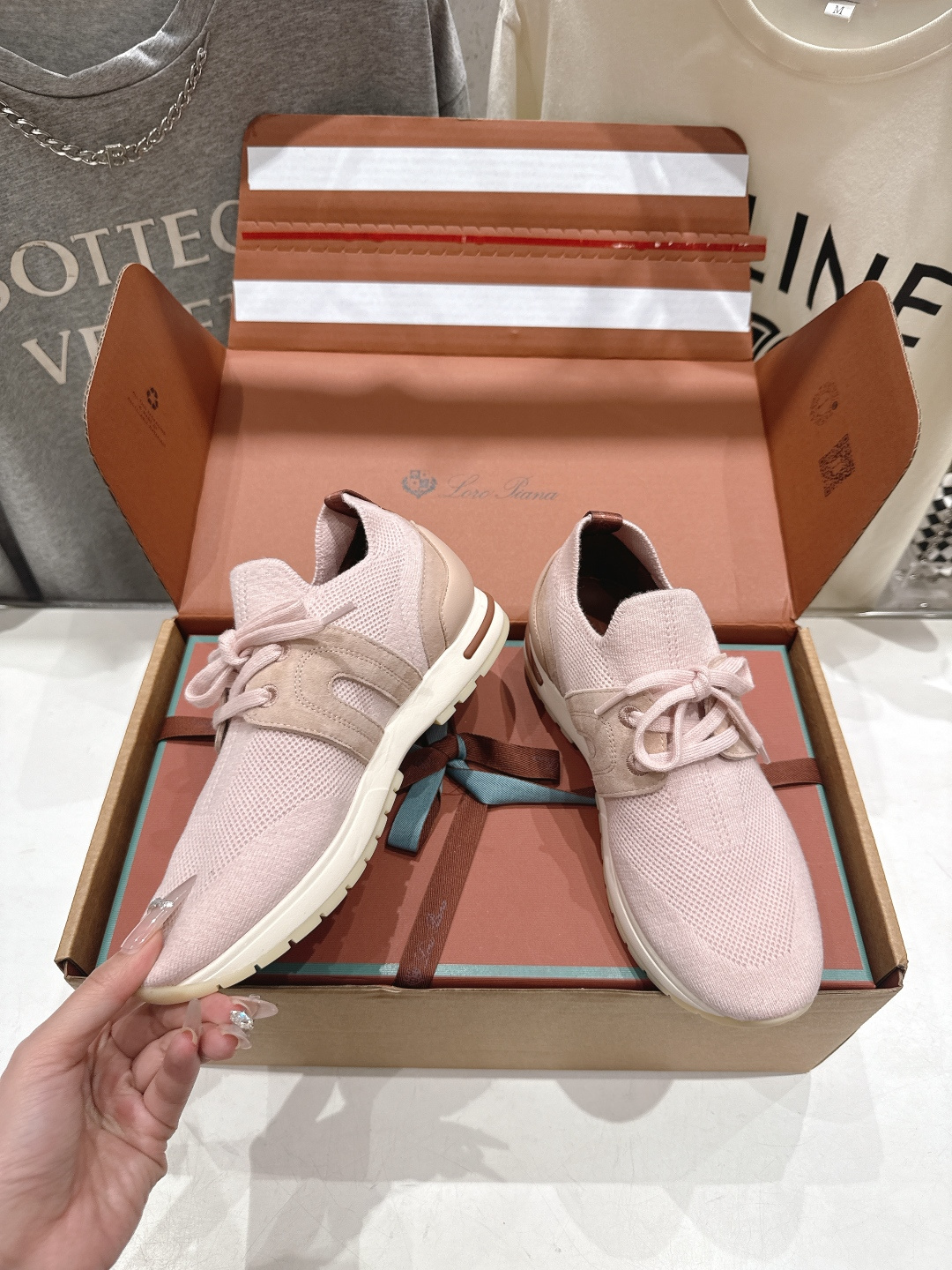 高版本出厂 Loro Piana* 诺悠翩雅LP F063 Walk Wish 新款飞织面休闲运动鞋 顶