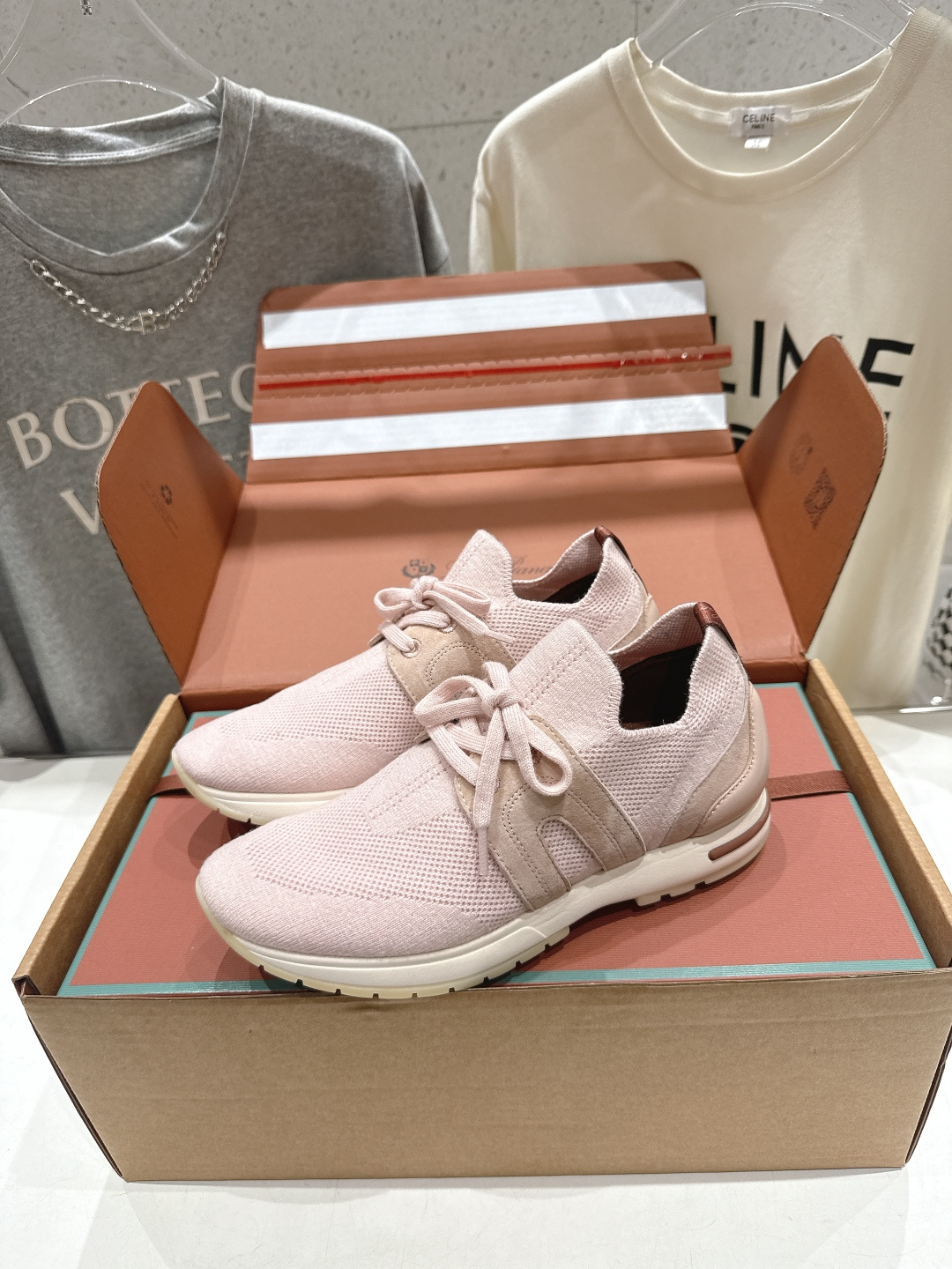 高版本出厂 Loro Piana* 诺悠翩雅LP F063 Walk Wish 新款飞织面休闲运动鞋 顶