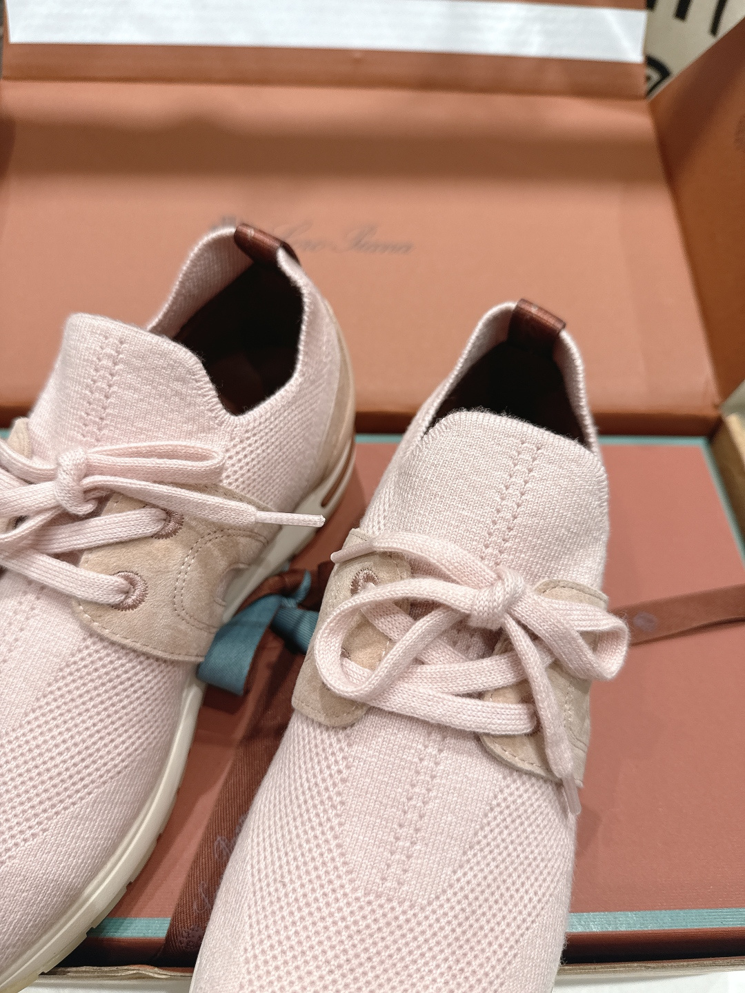 高版本出厂 Loro Piana* 诺悠翩雅LP F063 Walk Wish 新款飞织面休闲运动鞋 顶