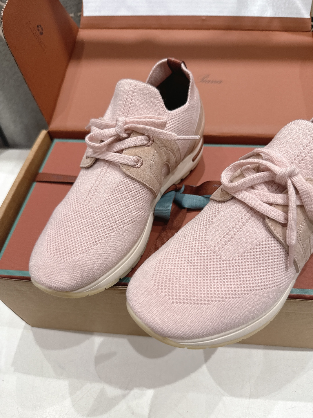 高版本出厂 Loro Piana* 诺悠翩雅LP F063 Walk Wish 新款飞织面休闲运动鞋 顶