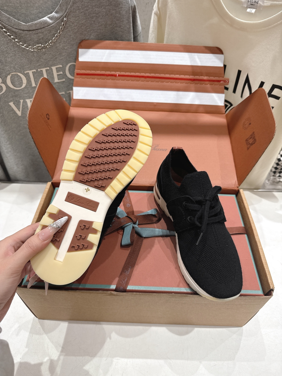 高版本出厂 Loro Piana* 诺悠翩雅LP F063 Walk Wish 新款飞织面休闲运动鞋 顶