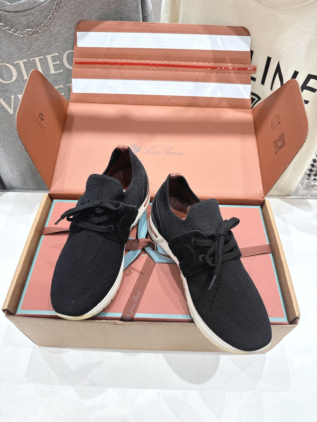 高版本出厂 Loro Piana* 诺悠翩雅LP F063 Walk Wish 新款飞织面休闲运动鞋 顶