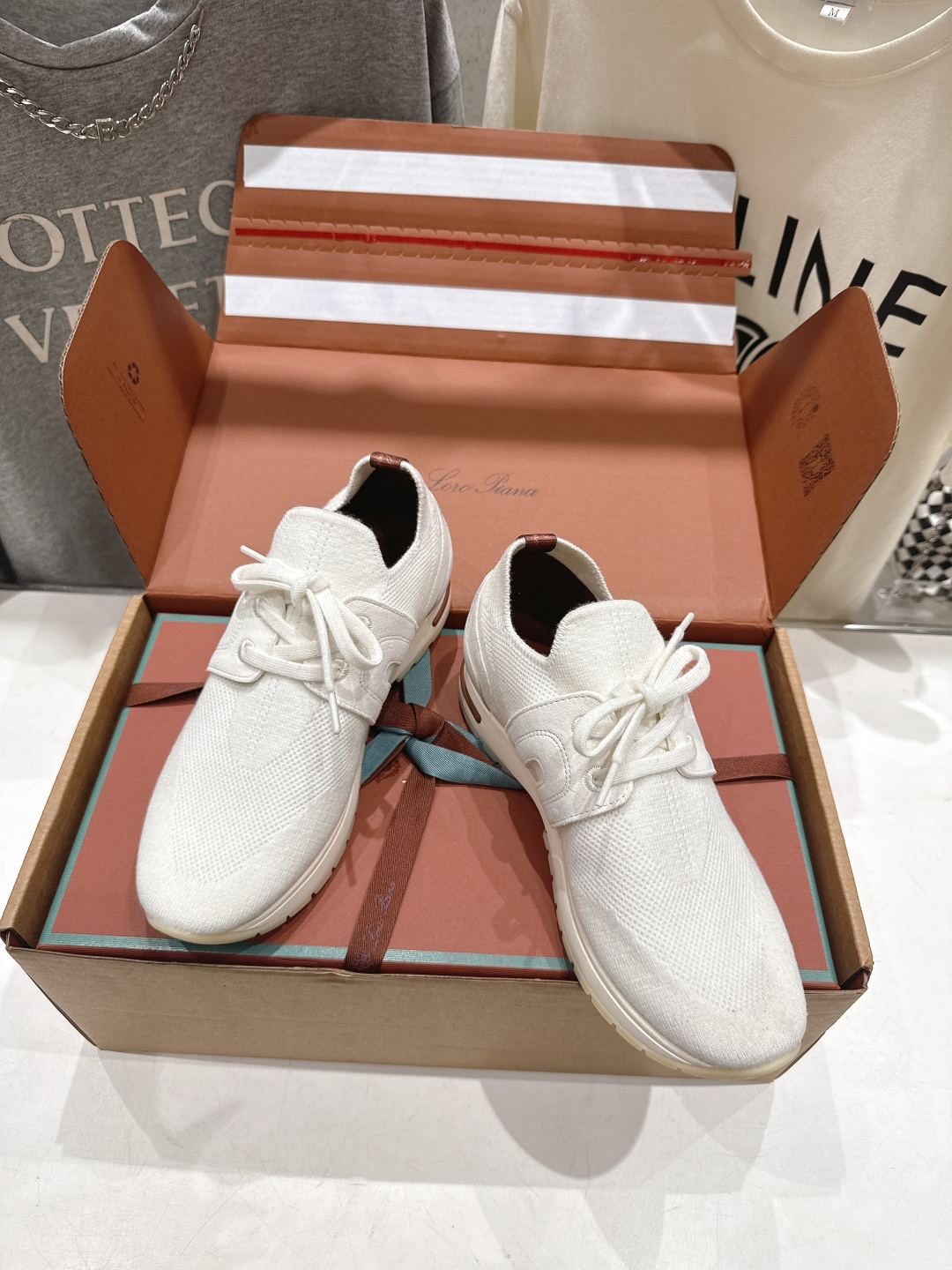 高版本出厂 Loro Piana* 诺悠翩雅LP F063 Walk Wish 新款飞织面休闲运动鞋 顶