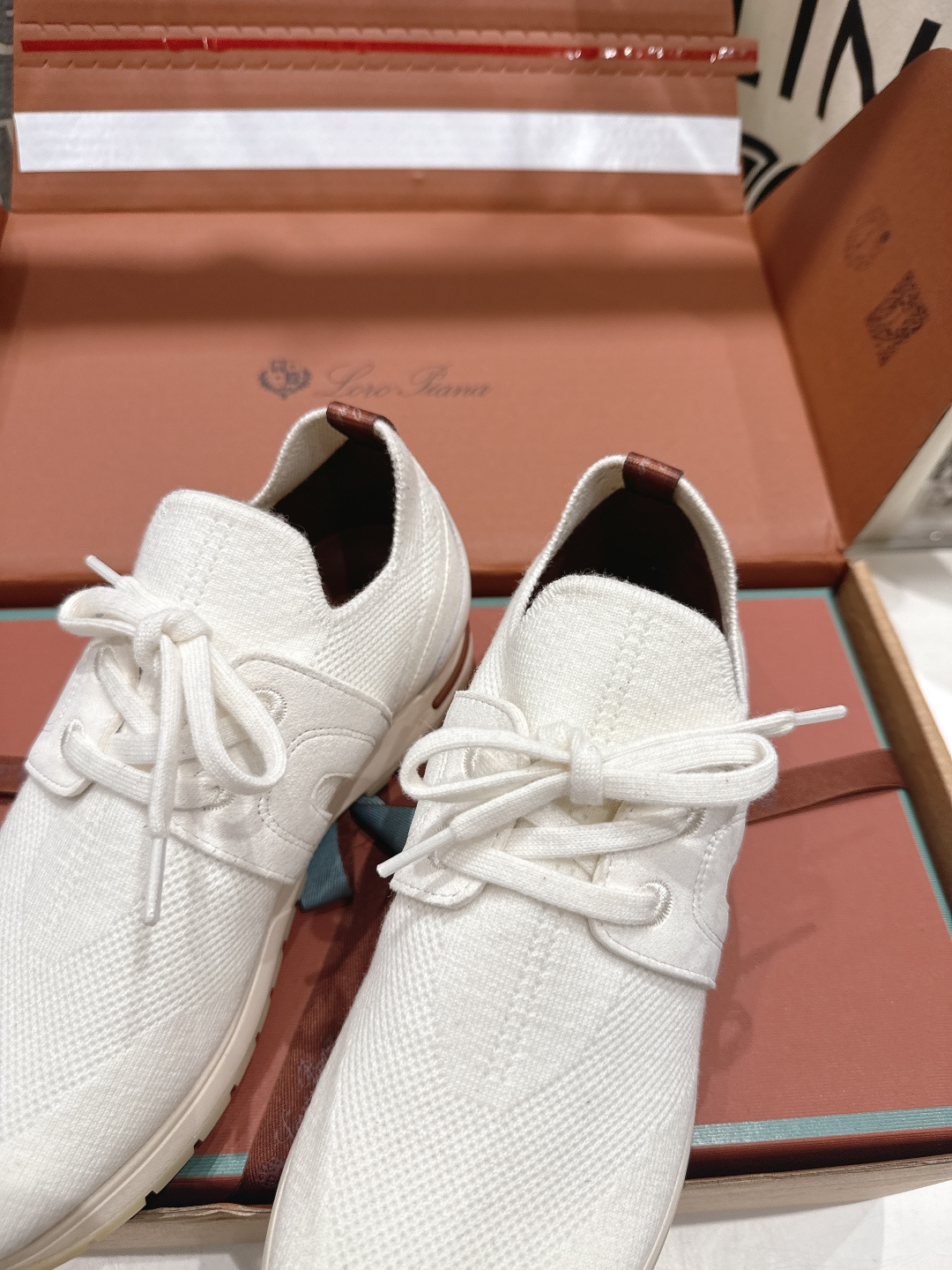 高版本出厂 Loro Piana* 诺悠翩雅LP F063 Walk Wish 新款飞织面休闲运动鞋 顶