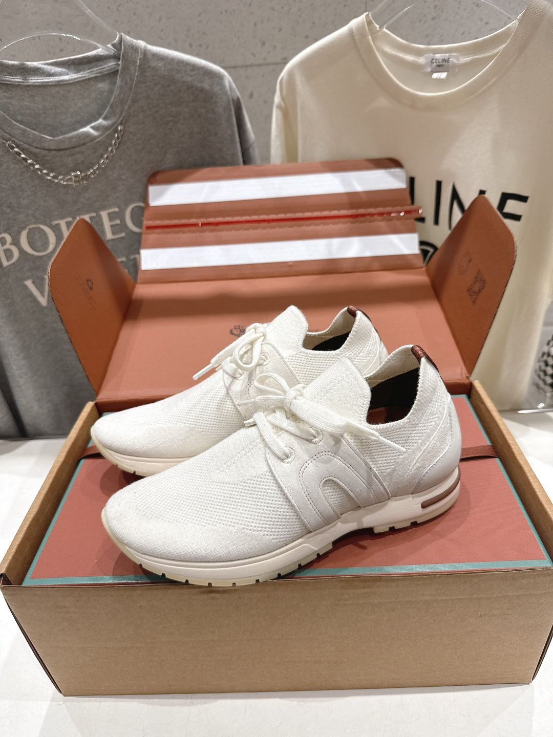 高版本出厂 Loro Piana* 诺悠翩雅LP F063 Walk Wish 新款飞织面休闲运动鞋 顶