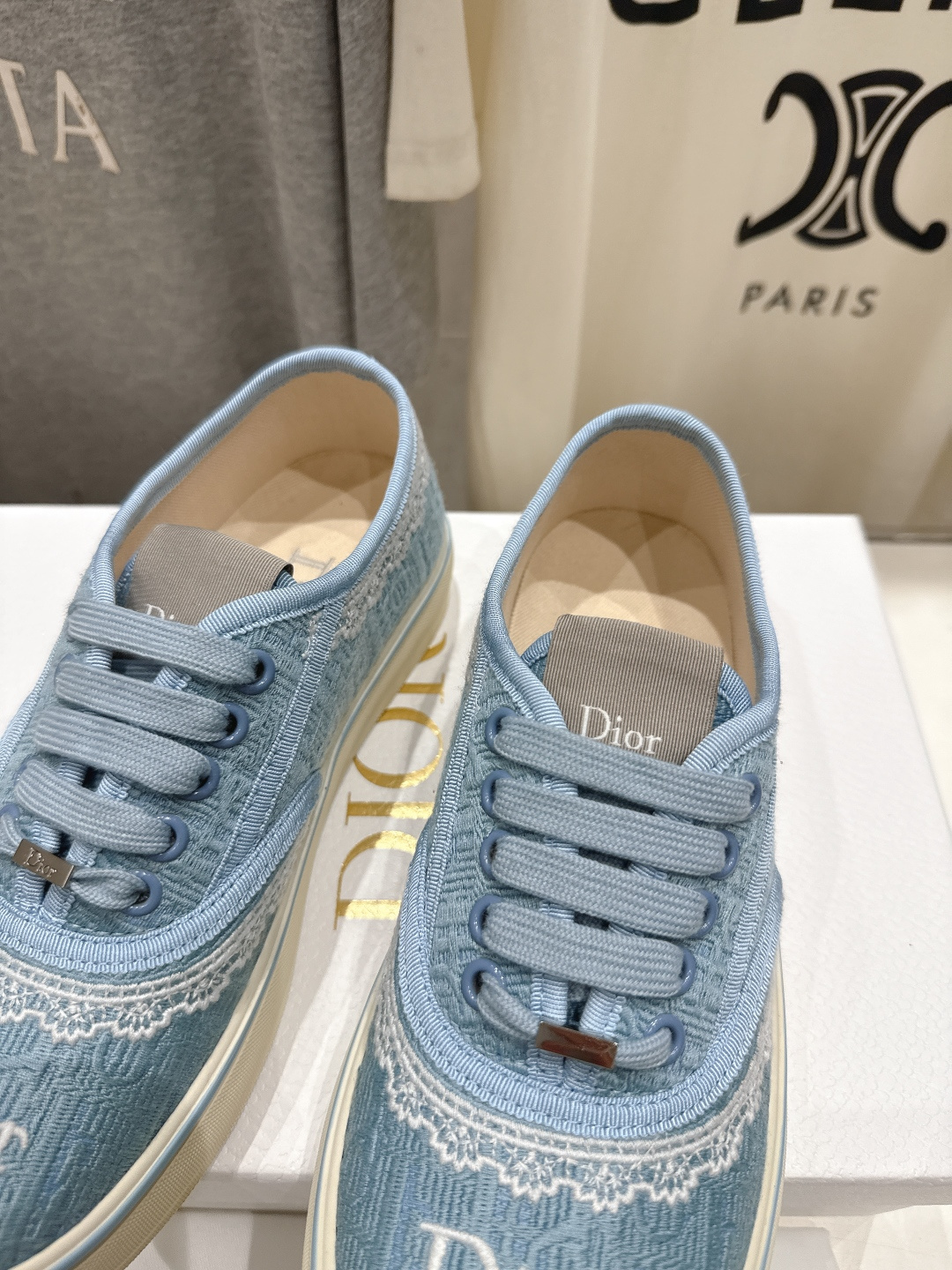 高版本出厂 Dior/迪奥D家F019 2026ss新款系带时尚刺绣休闲鞋原版购入开发做货，精心制作。鞋