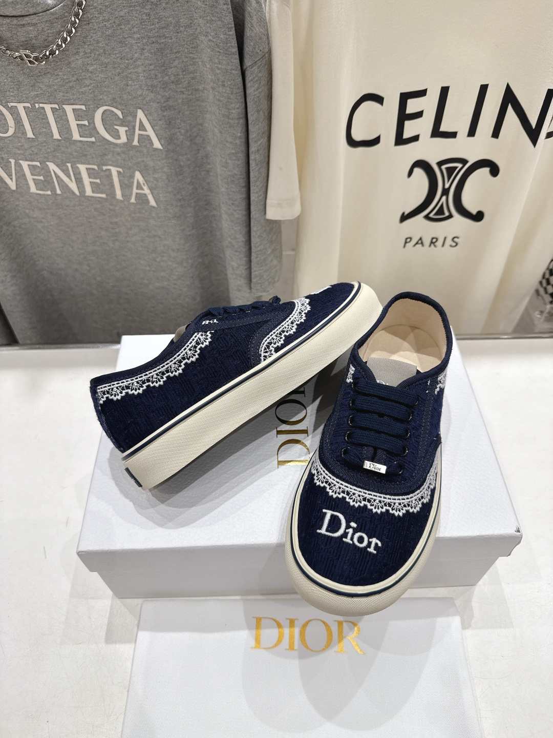 高版本出厂 Dior/迪奥D家F019 2026ss新款系带时尚刺绣休闲鞋原版购入开发做货，精心制作。鞋