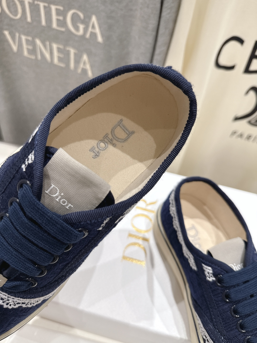 高版本出厂 Dior/迪奥D家F019 2026ss新款系带时尚刺绣休闲鞋原版购入开发做货，精心制作。鞋