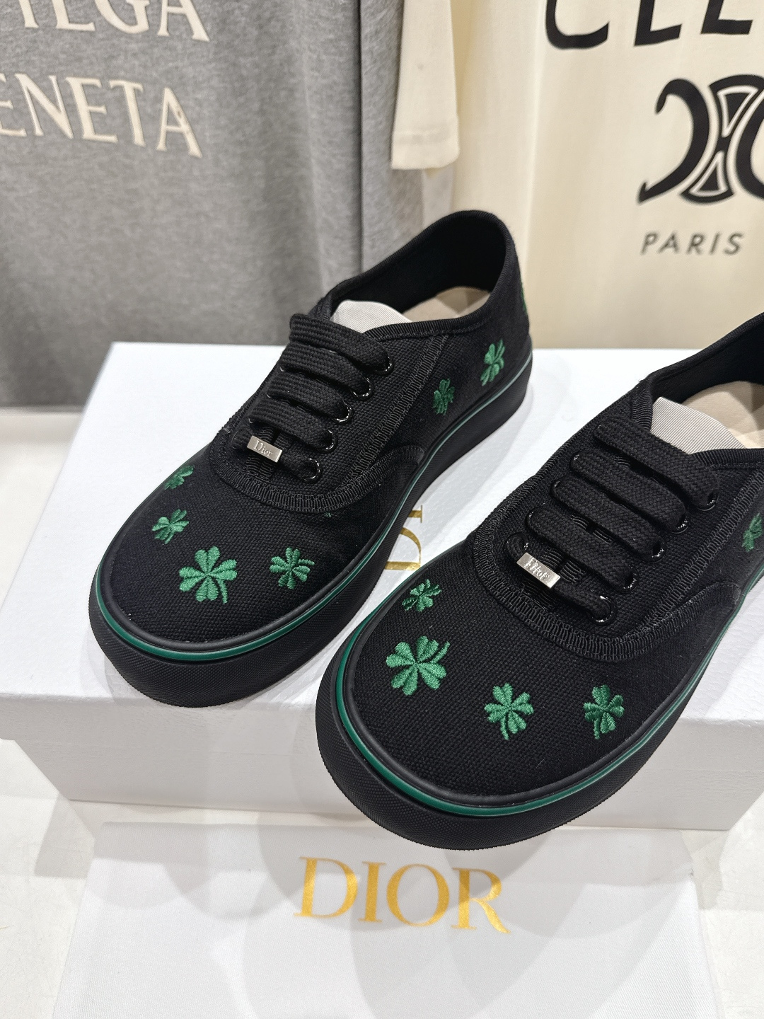 高版本出厂 Dior/迪奥D家F019 2026ss新款系带时尚刺绣休闲鞋原版购入开发做货，精心制作。鞋