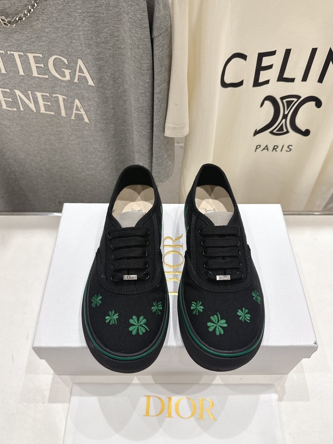 高版本出厂 Dior/迪奥D家F019 2026ss新款系带时尚刺绣休闲鞋原版购入开发做货，精心制作。鞋