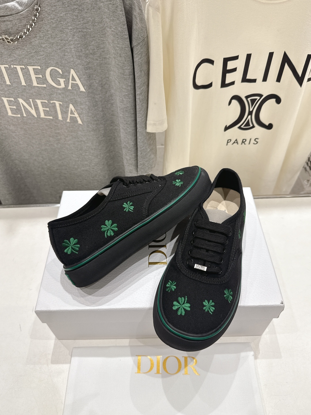 高版本出厂 Dior/迪奥D家F019 2026ss新款系带时尚刺绣休闲鞋原版购入开发做货，精心制作。鞋