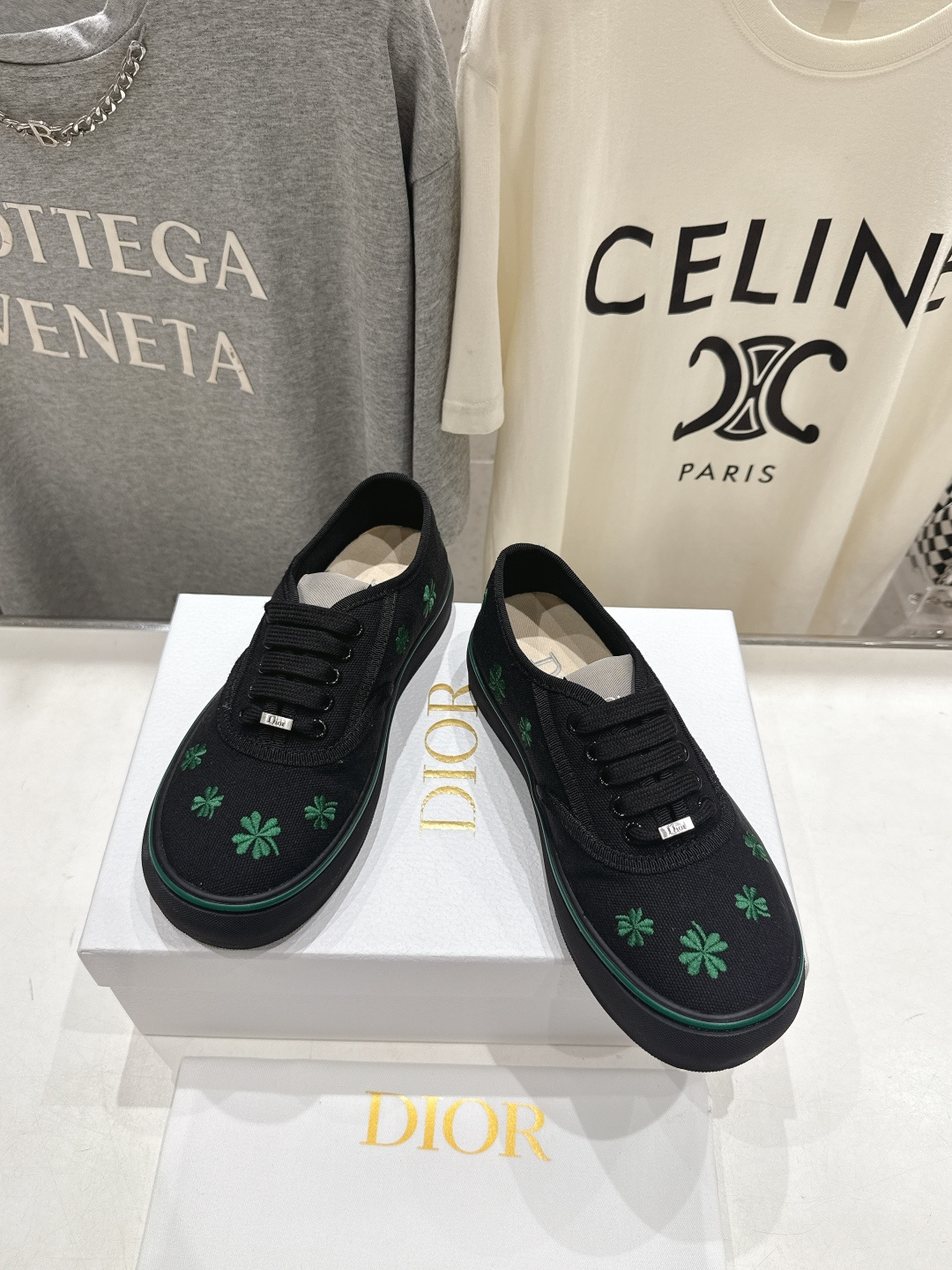 高版本出厂 Dior/迪奥D家F019 2026ss新款系带时尚刺绣休闲鞋原版购入开发做货，精心制作。鞋