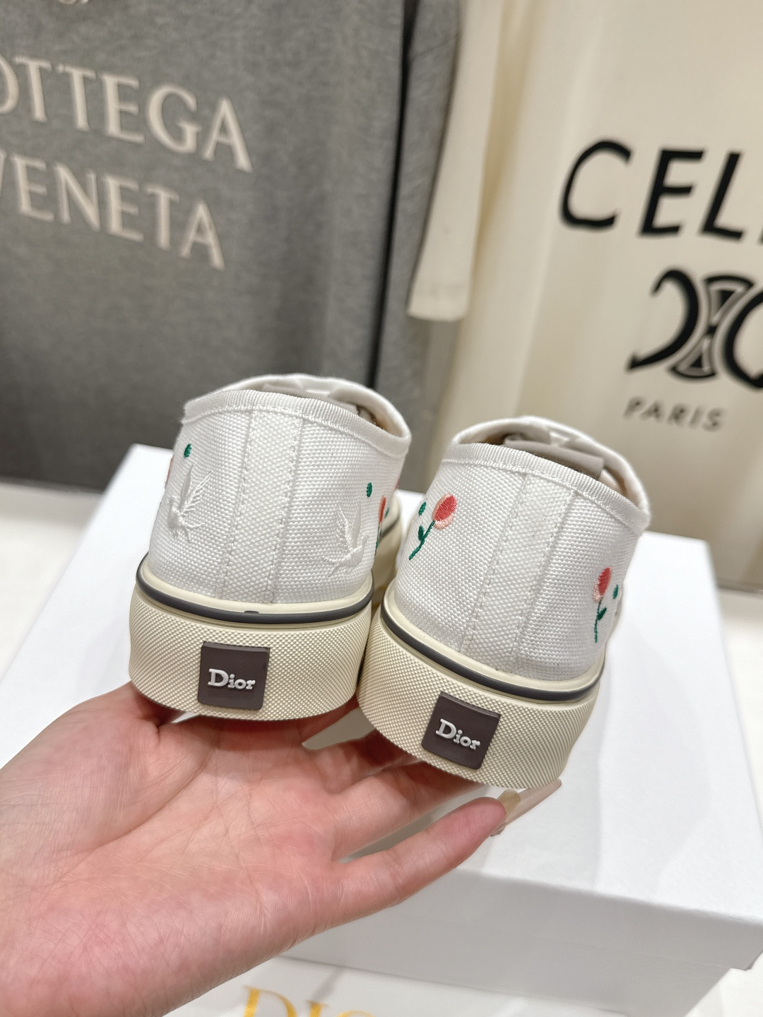 高版本出厂 Dior/迪奥D家F019 2026ss新款系带时尚刺绣休闲鞋原版购入开发做货，精心制作。鞋