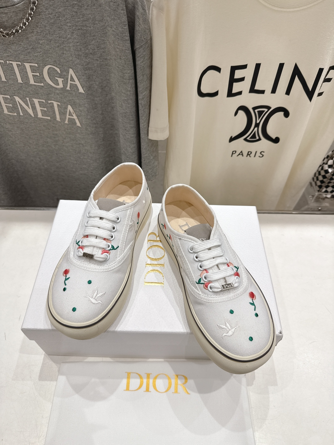 高版本出厂 Dior/迪奥D家F019 2026ss新款系带时尚刺绣休闲鞋原版购入开发做货，精心制作。鞋