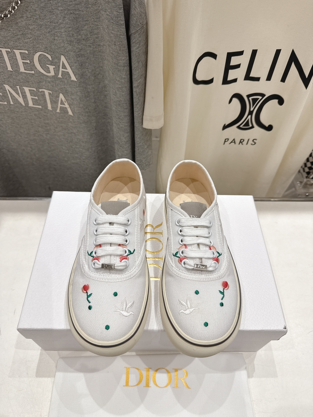 高版本出厂 Dior/迪奥D家F019 2026ss新款系带时尚刺绣休闲鞋原版购入开发做货，精心制作。鞋