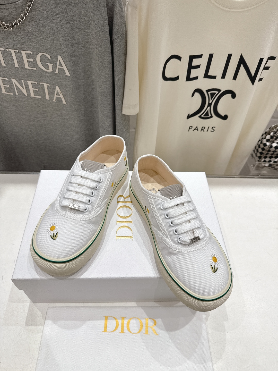 高版本出厂 Dior/迪奥D家F019 2026ss新款系带时尚刺绣休闲鞋原版购入开发做货，精心制作。鞋