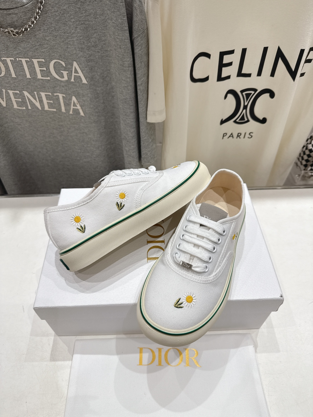高版本出厂 Dior/迪奥D家F019 2026ss新款系带时尚刺绣休闲鞋原版购入开发做货，精心制作。鞋