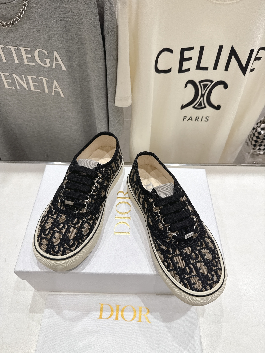 高版本出厂 Dior/迪奥D家F019 2026ss新款系带时尚刺绣休闲鞋原版购入开发做货，精心制作。鞋