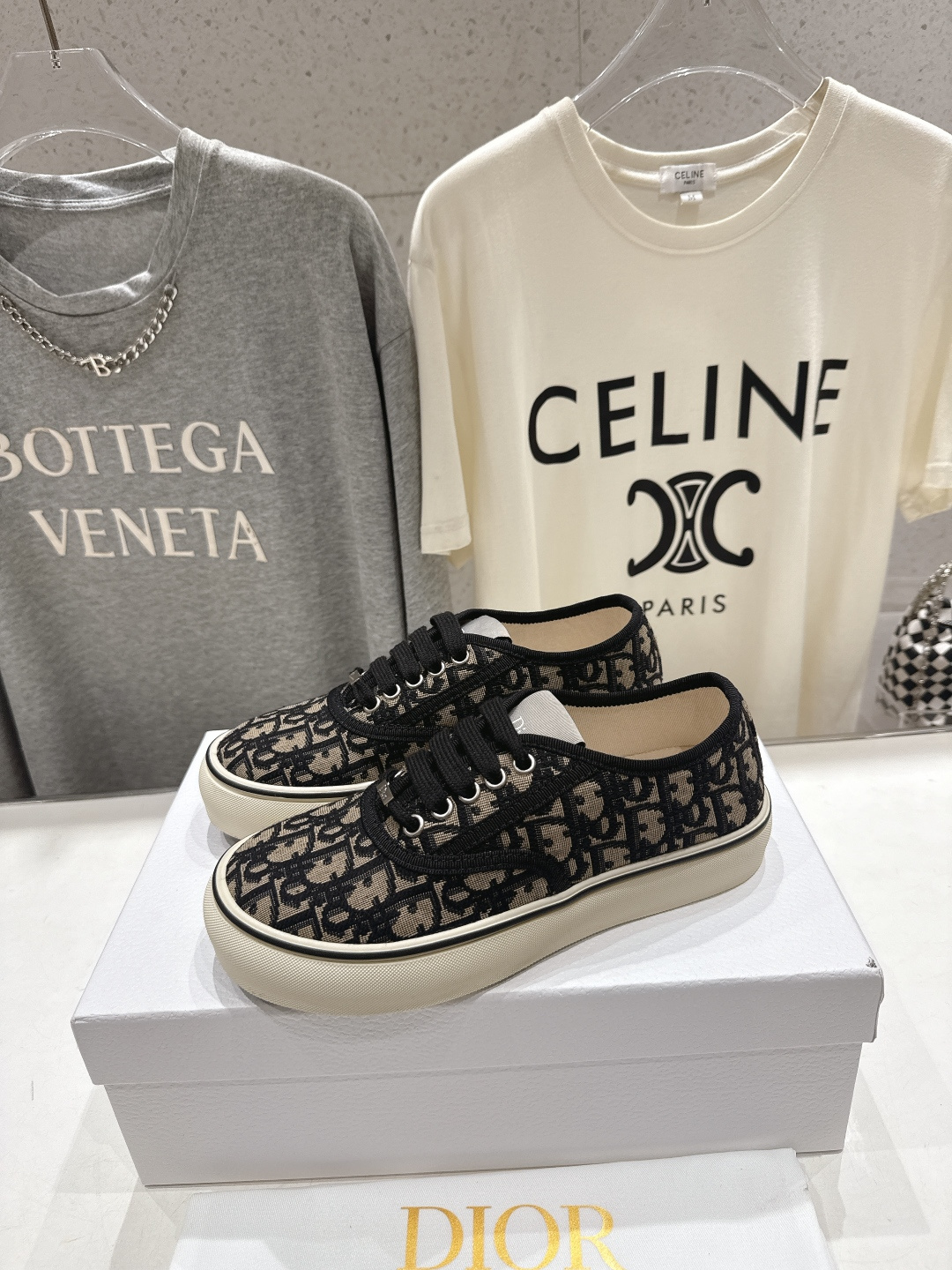 高版本出厂 Dior/迪奥D家F019 2026ss新款系带时尚刺绣休闲鞋原版购入开发做货，精心制作。鞋