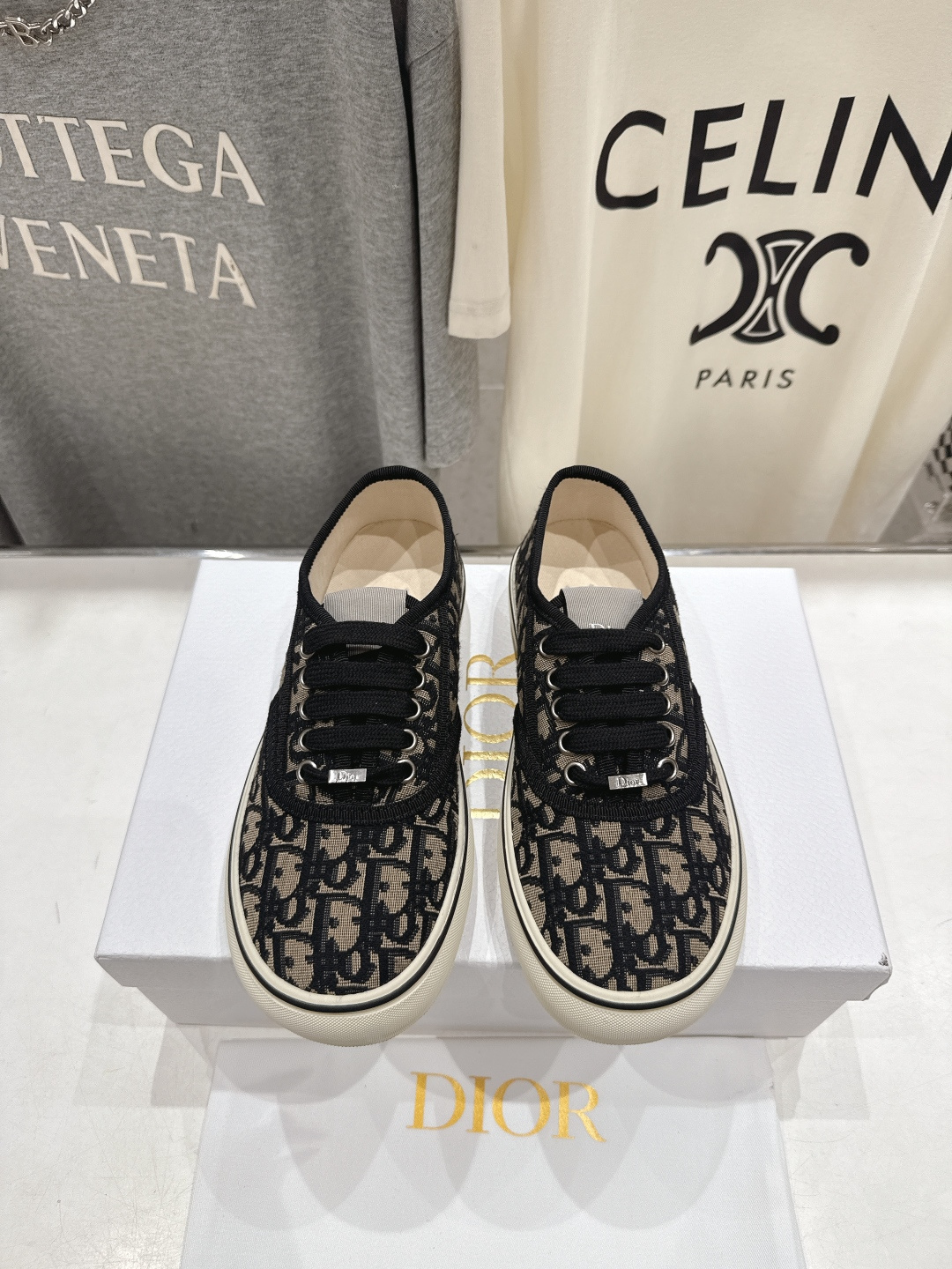 高版本出厂 Dior/迪奥D家F019 2026ss新款系带时尚刺绣休闲鞋原版购入开发做货，精心制作。鞋