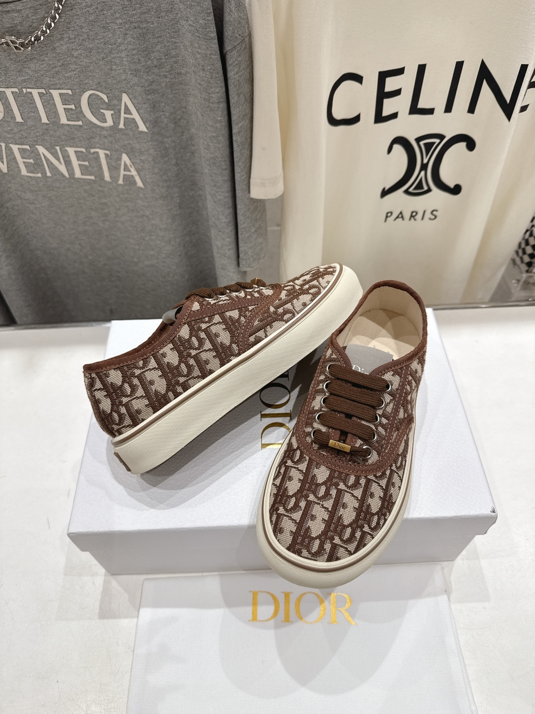 高版本出厂 Dior/迪奥D家F019 2026ss新款系带时尚刺绣休闲鞋原版购入开发做货，精心制作。鞋