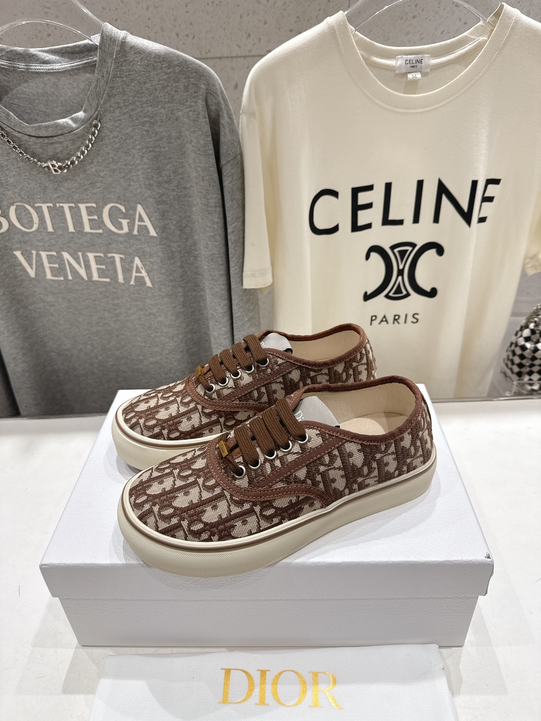 高版本出厂 Dior/迪奥D家F019 2026ss新款系带时尚刺绣休闲鞋原版购入开发做货，精心制作。鞋