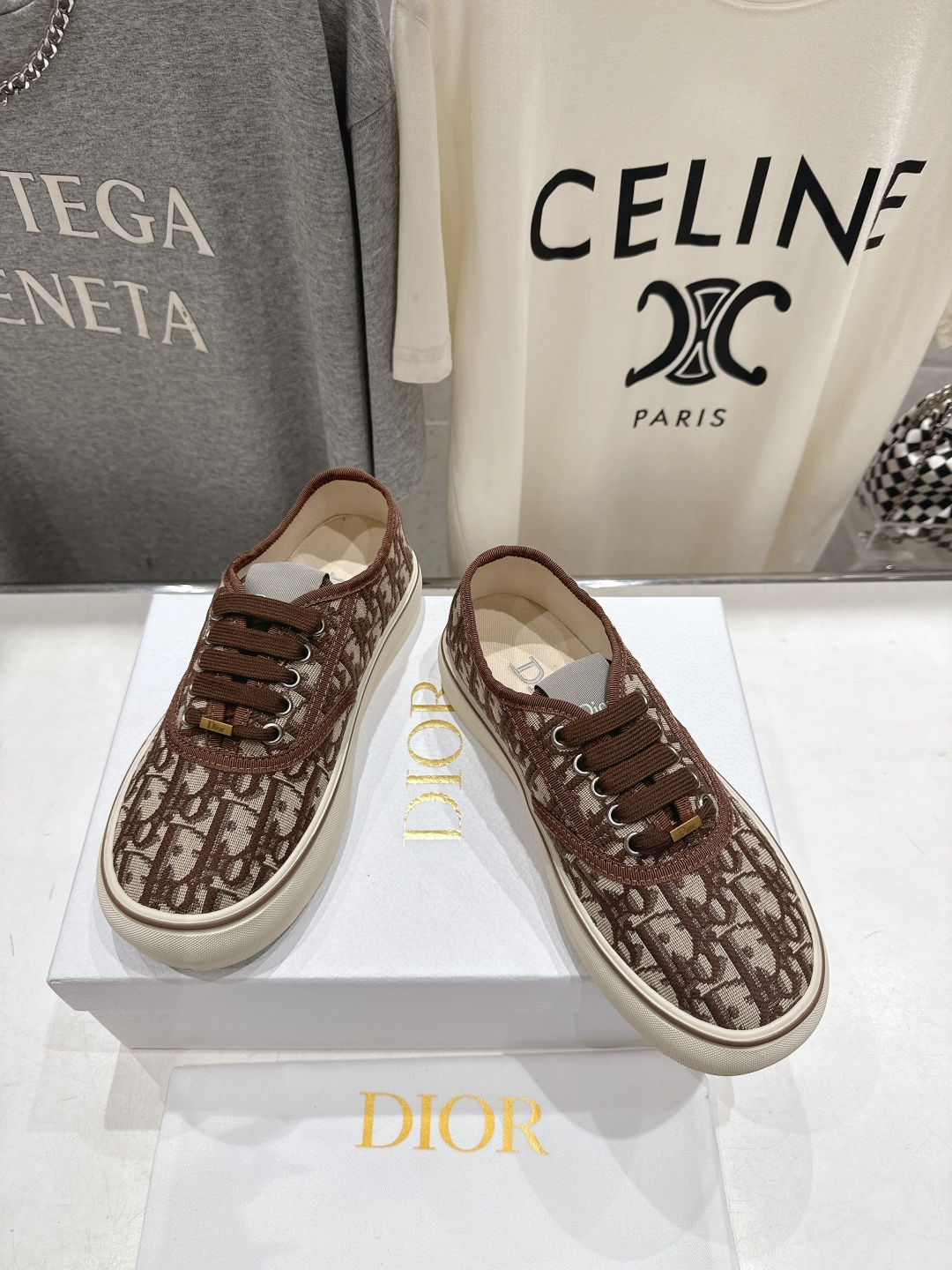 高版本出厂 Dior/迪奥D家F019 2026ss新款系带时尚刺绣休闲鞋原版购入开发做货，精心制作。鞋