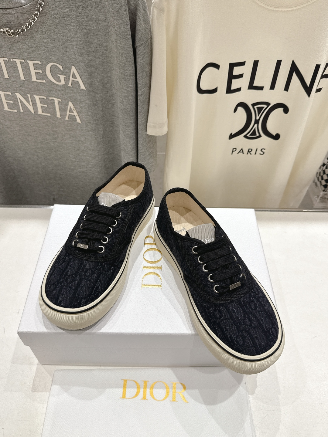 高版本出厂 Dior/迪奥D家F019 2026ss新款系带时尚刺绣休闲鞋原版购入开发做货，精心制作。鞋