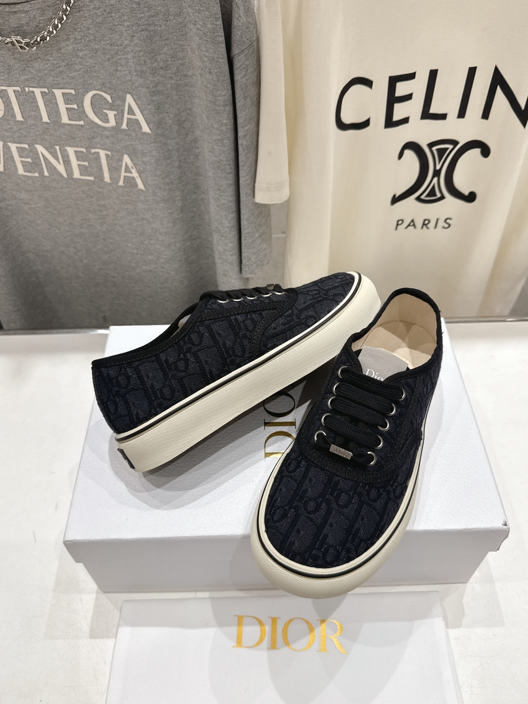 高版本出厂 Dior/迪奥D家F019 2026ss新款系带时尚刺绣休闲鞋原版购入开发做货，精心制作。鞋