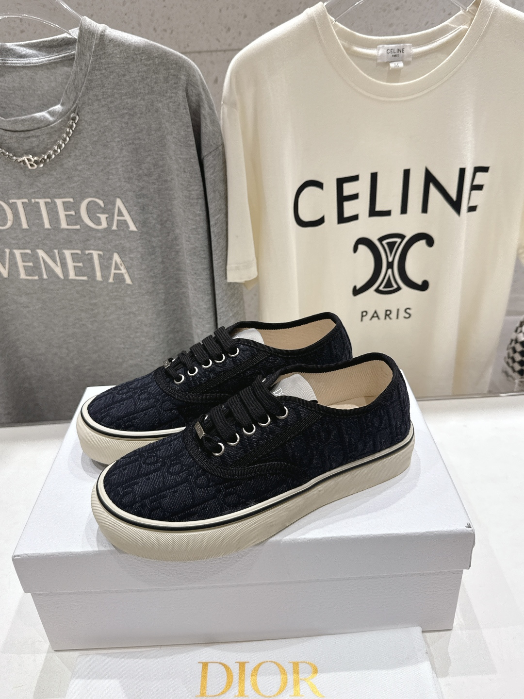 高版本出厂 Dior/迪奥D家F019 2026ss新款系带时尚刺绣休闲鞋原版购入开发做货，精心制作。鞋