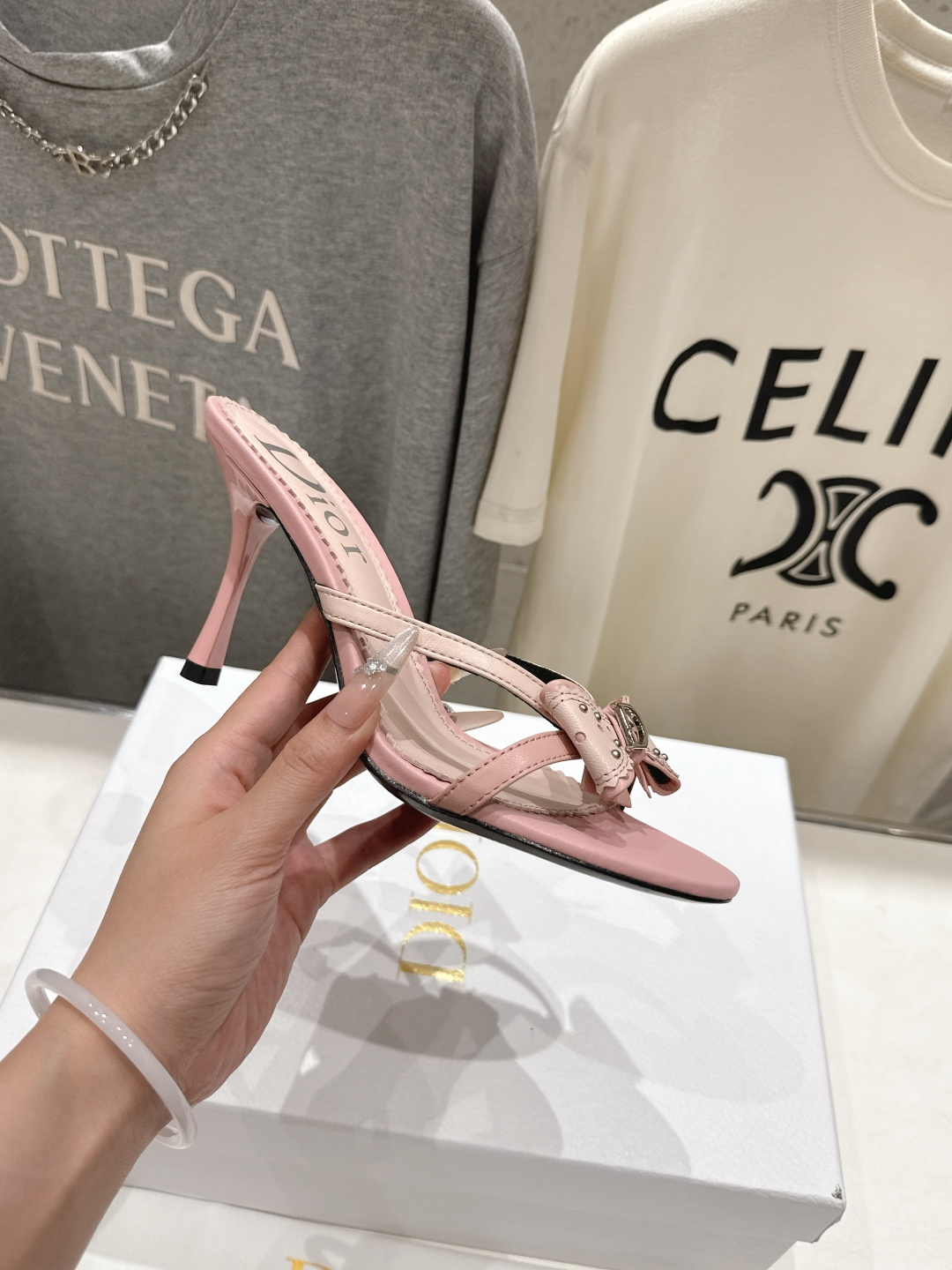 高版本出厂 Dior*迪奥2026ss F031夏季新款蝴蝶结高跟拖鞋♕♕公主范十足，颜色非常抬肤色，迷